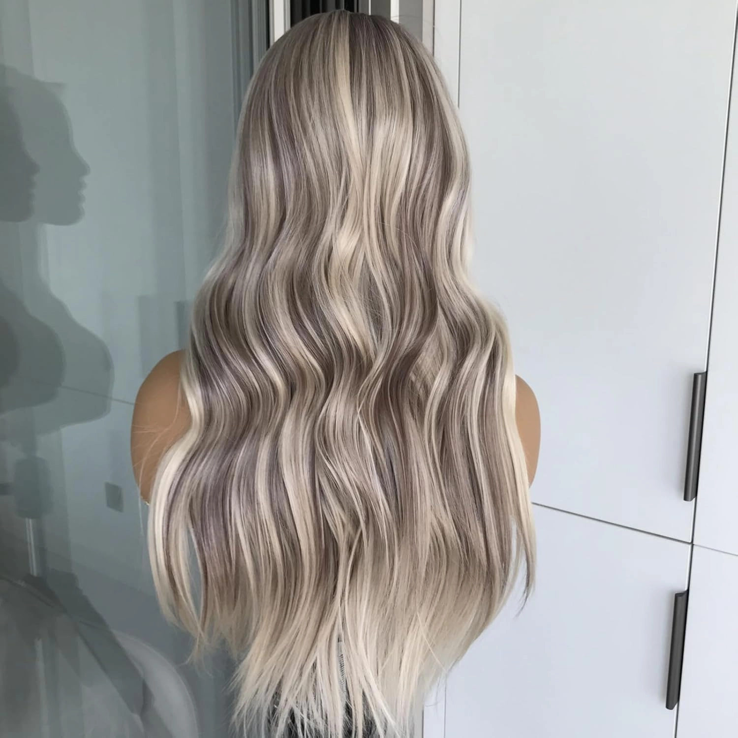 13x4 Highlight Lace Front Wigs Synthetic Hair Pre Plucked Glueless Wigs Blonde Mix Brown Colored Body Wave Synthetic Lace Front Wig 22Inch for Women Daily Use