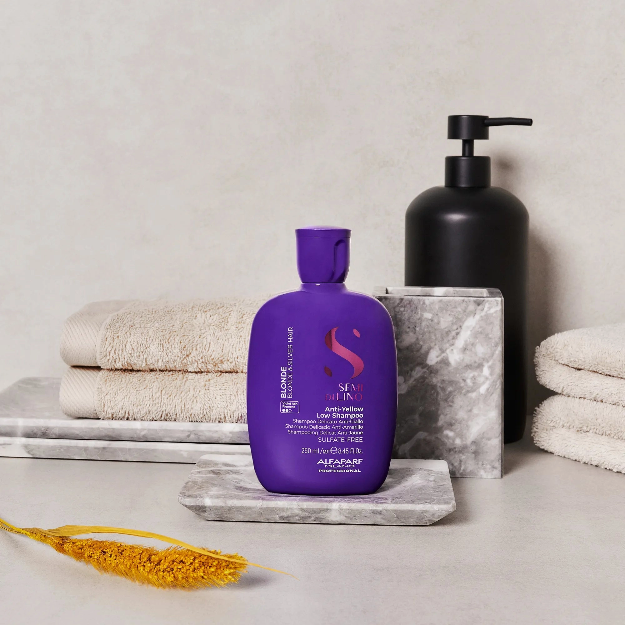 Alfaparf Milano Semi Di Lino Blonde Anti-Yellow Shampoo 250ML