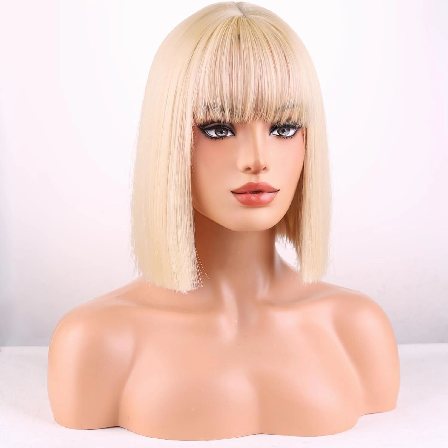 Blonde Wigs for Women Girls Short Straight Blonde Bob Wig with Bangs Heat Resistant Synthetic Wigs for Cosplay Costume Party(blonde wig)