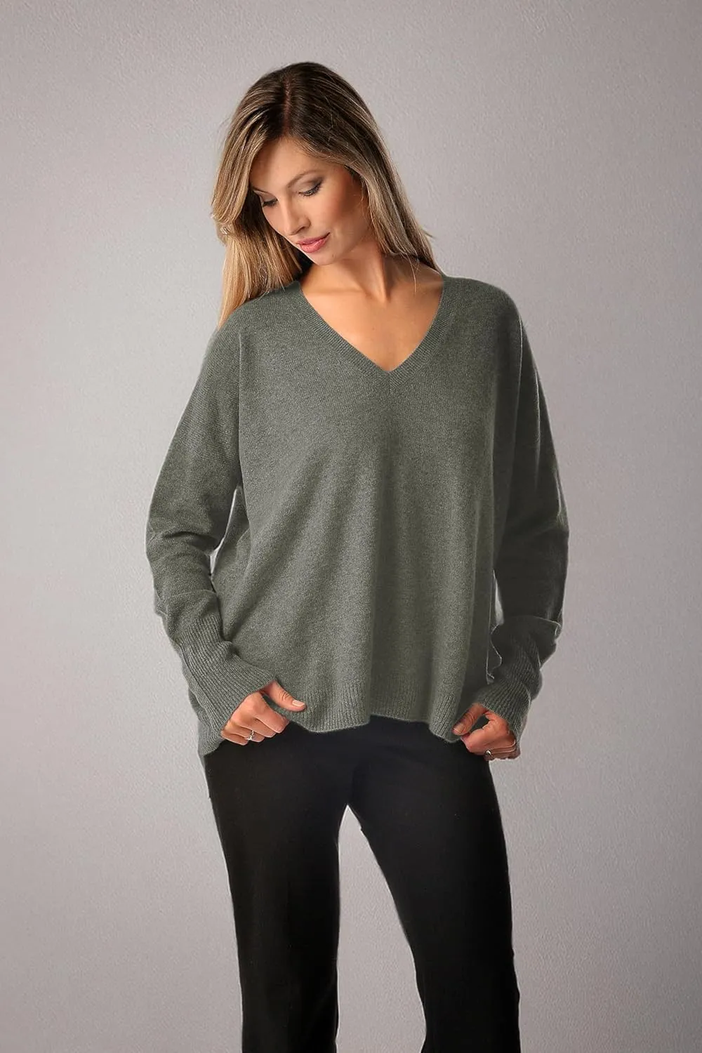 Cashmere Boutique 100% Pure Cashmere Pullover Boyfriend V Neck Sweaters for Women – Loose Fit, Long Sleeve and Classic Style