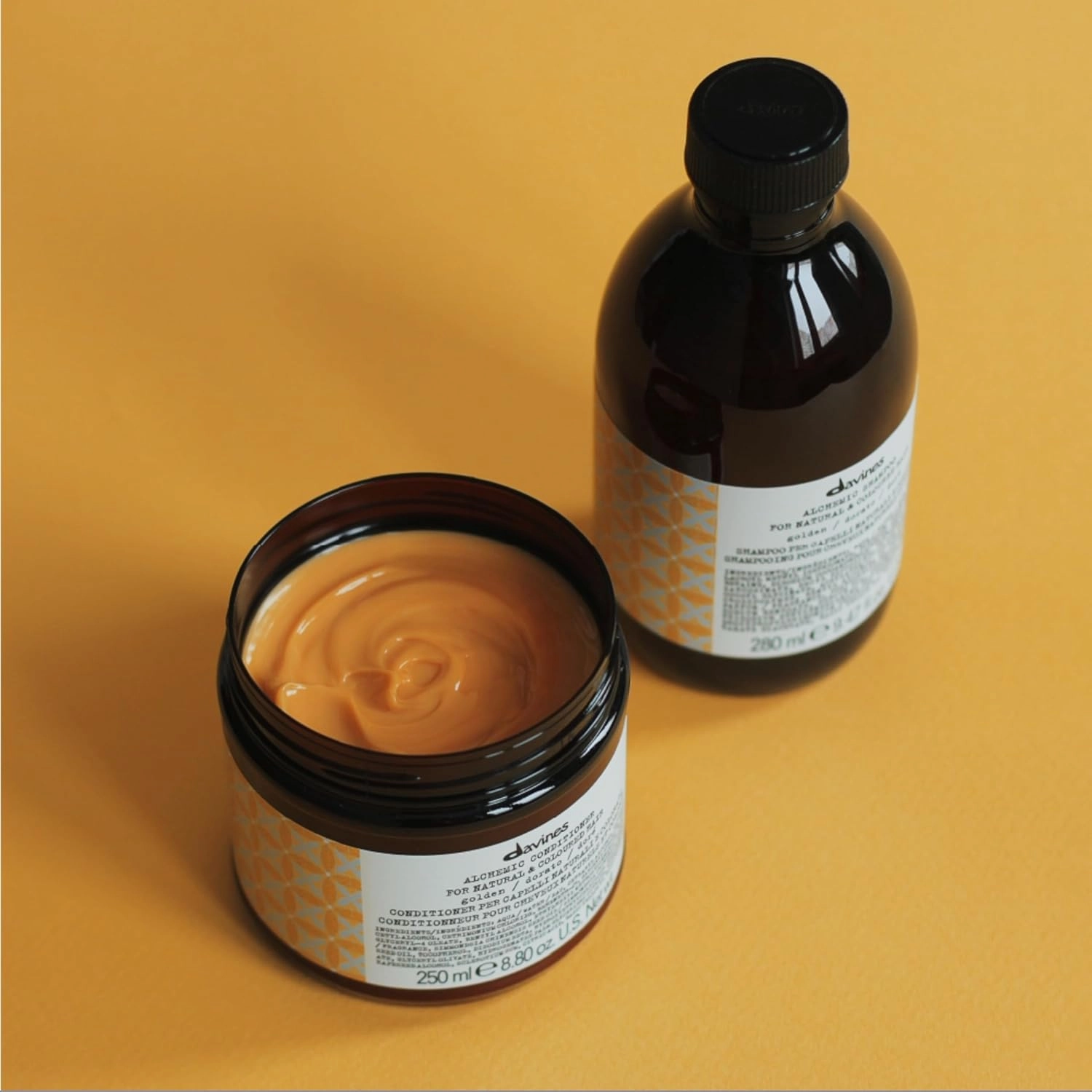 Davines Alchemic Shampoo, Safe Cleansing for Color Treated Hair, 6 Vibrant Shades To Illuminiate And Intensify