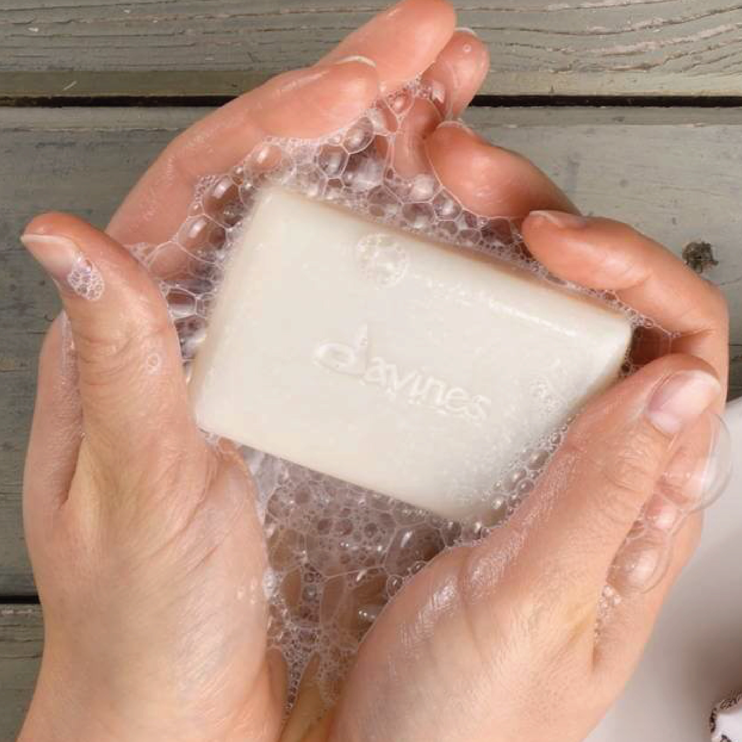 DAVINES DEDE SOLID SHAMPOO BAR FOR ALL HAIR TYPES 100G