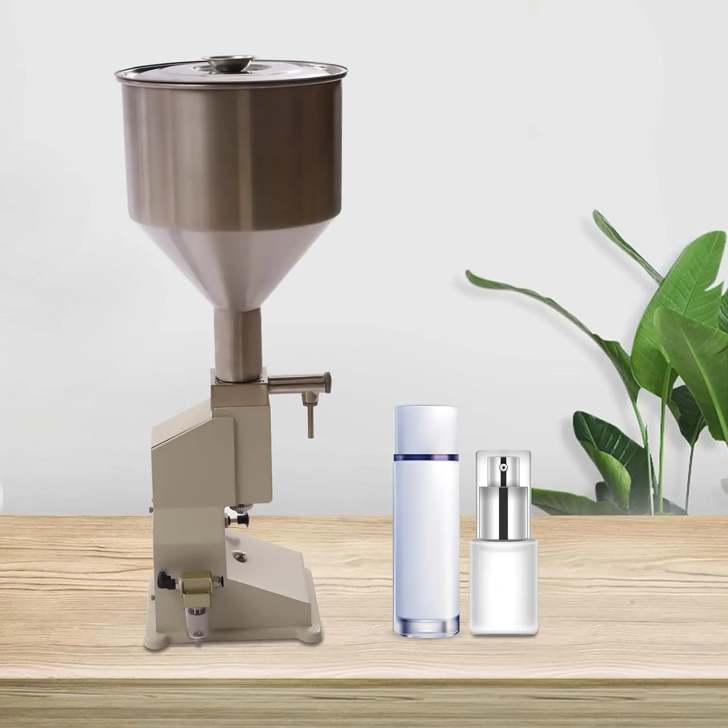 Filling Machine, Pneumatic Paste Liquid Filling Machine, 2.64gal Large Capacity Bottle Filler Machine, 110ml Stainless Steel Bottle Filling Machine, Use for Liquid Food, Oil