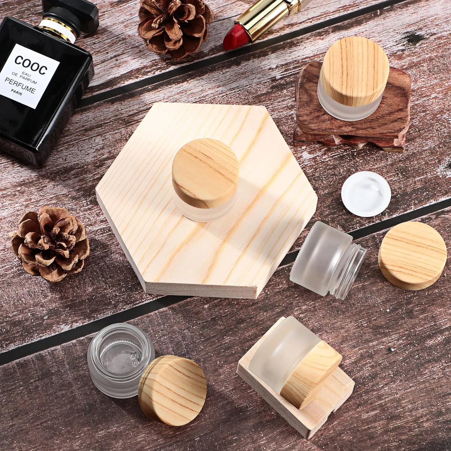 Geiserailie Glass Cosmetic Containers Empty Sample Jars with Leak Proof Lids Makeup Sample Containers for Lotion Cream Cosmetic(60 Pieces,5 Gram)