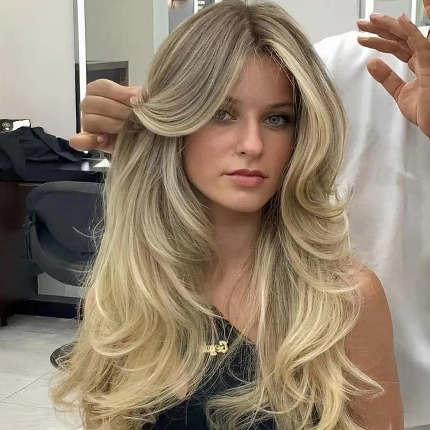 Golden Blonde Long Wavy Highlight Brown Layered Wig with Curtain Bangs for Black Women Synthetic Ombre Ash Brown Layered Wig Long Wavy Blonde Shaggy for Women 24inch (27H613)