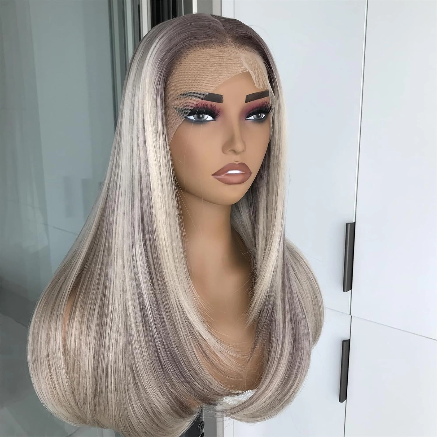 Highlight Blonde Brown Glueless Wigs Pre Plucked 13x4 Synthetic Lace Front Wig for Women With Bangs Long Layered Cut Straight 22 Inch Colored Wig