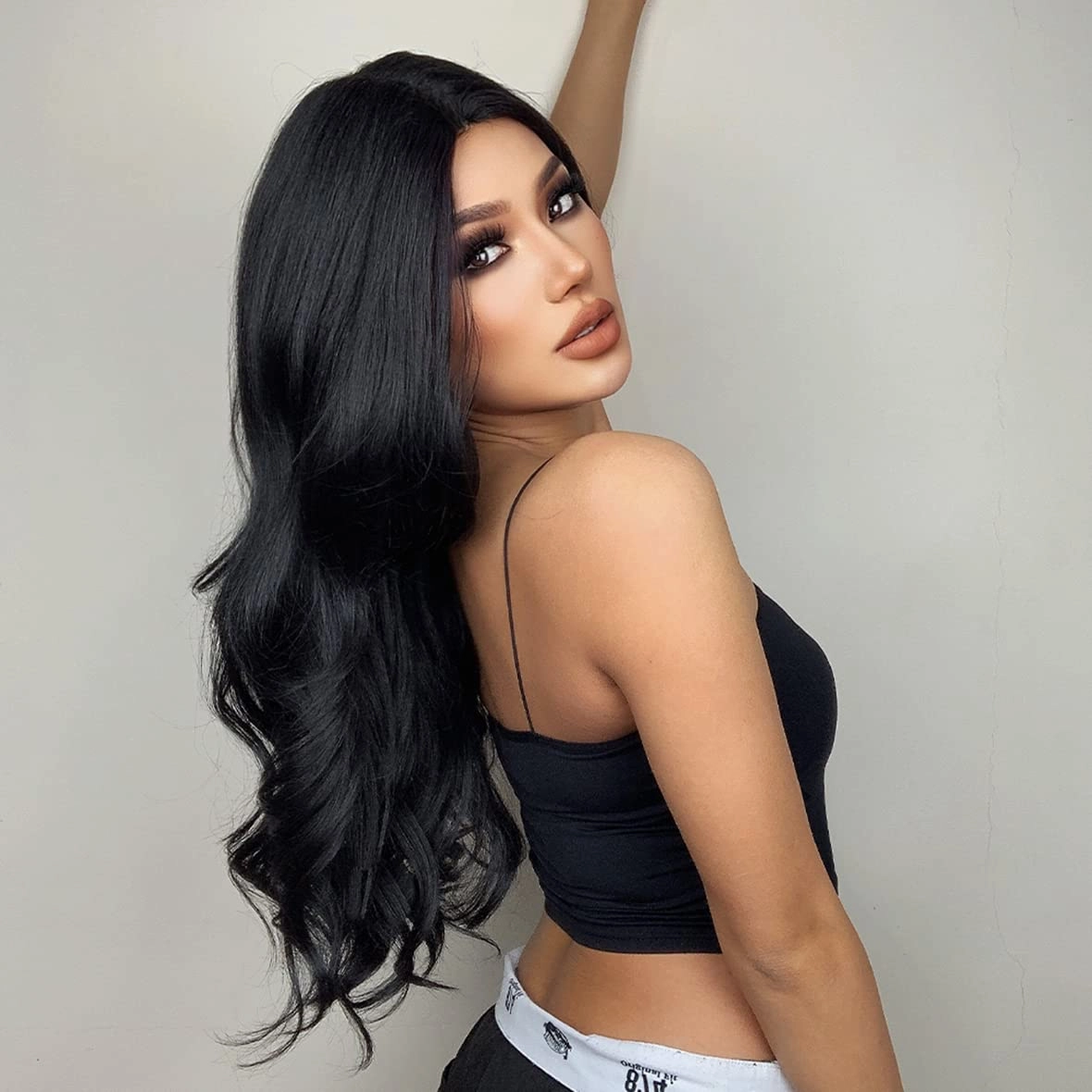 Long Black Wigs for Women Girls Long Black Wig Middle Part Curly Wavy Wig Heat Resistant Synthetic Wigs for Cosplay Costume Party