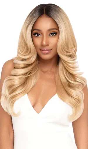 Outre LACEFRONT PERFECT HAIR LINE Glamorous Wavy Fully Hand-Tied 13”x 6” Frontal HD Baby Hair Transparent Lace Easy-to-Style Heat Friendly - GENEVA (DRFF4/STRGD)