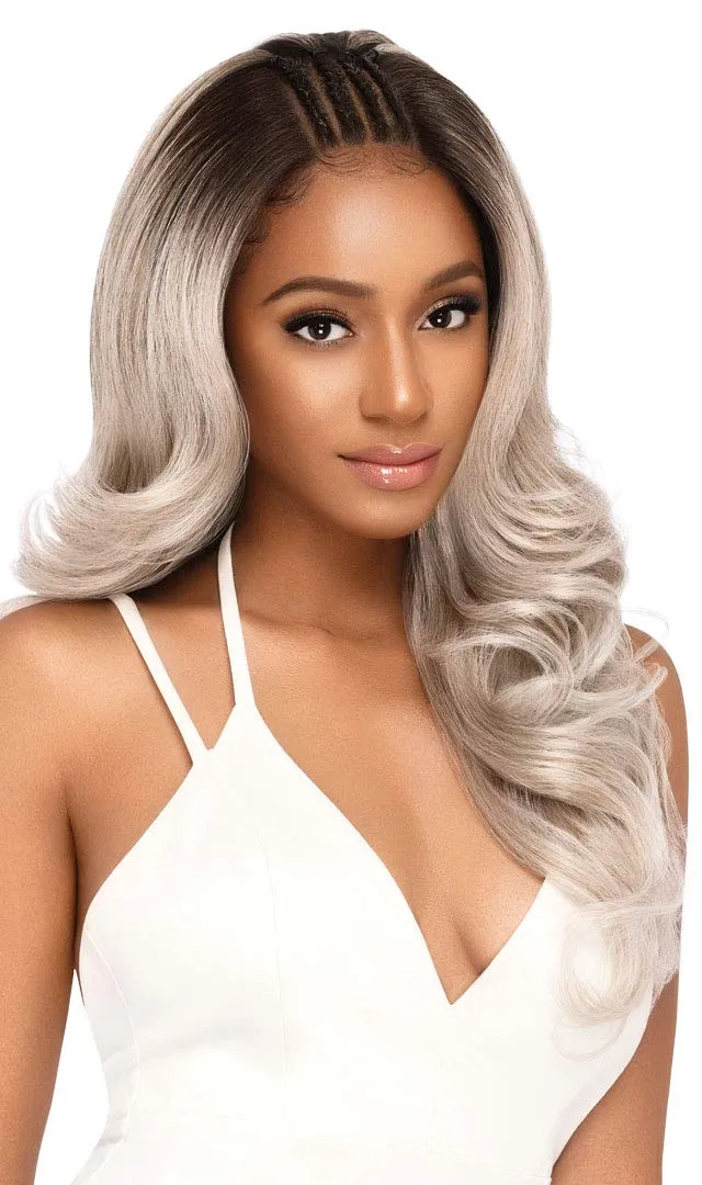 Outre LACEFRONT PERFECT HAIR LINE Glamorous Wavy Fully Hand-Tied 13”x 6” Frontal HD Baby Hair Transparent Lace Easy-to-Style Heat Friendly - GENEVA (DRFF4/STRGD)