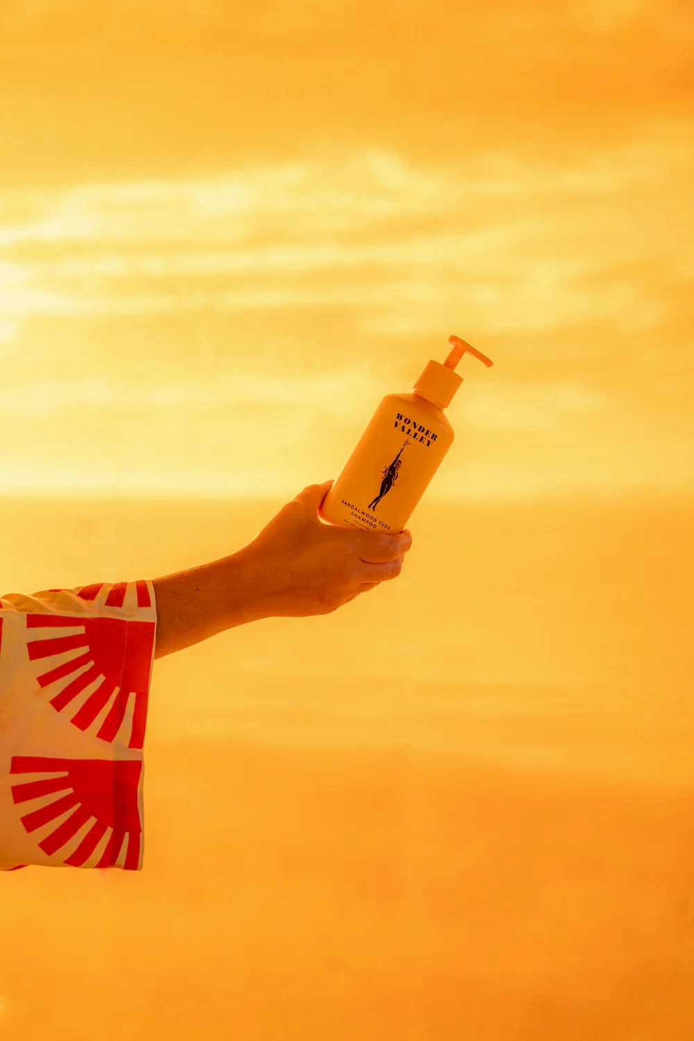 Wonder Valley Sandalwood Yuzu Shampoo
